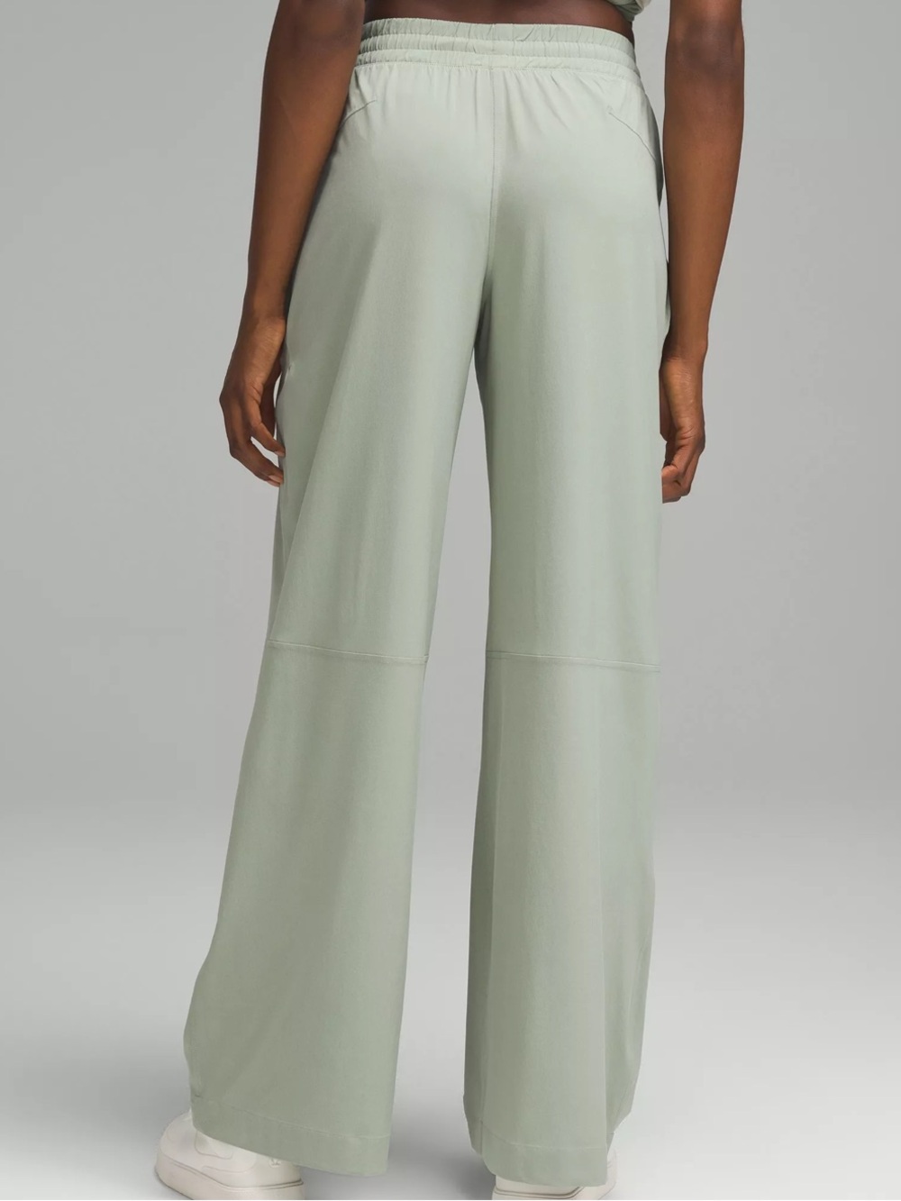 Lululemon Swift Mid-Rise Wide-Leg Pant Sage Green Size 6 Lightweight Stretch*X18